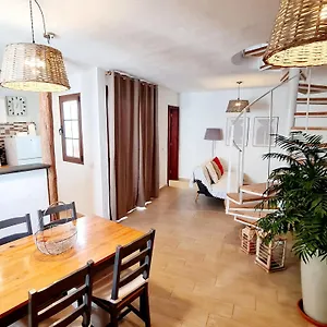 https://luana-apartment.in-canary-islands.com